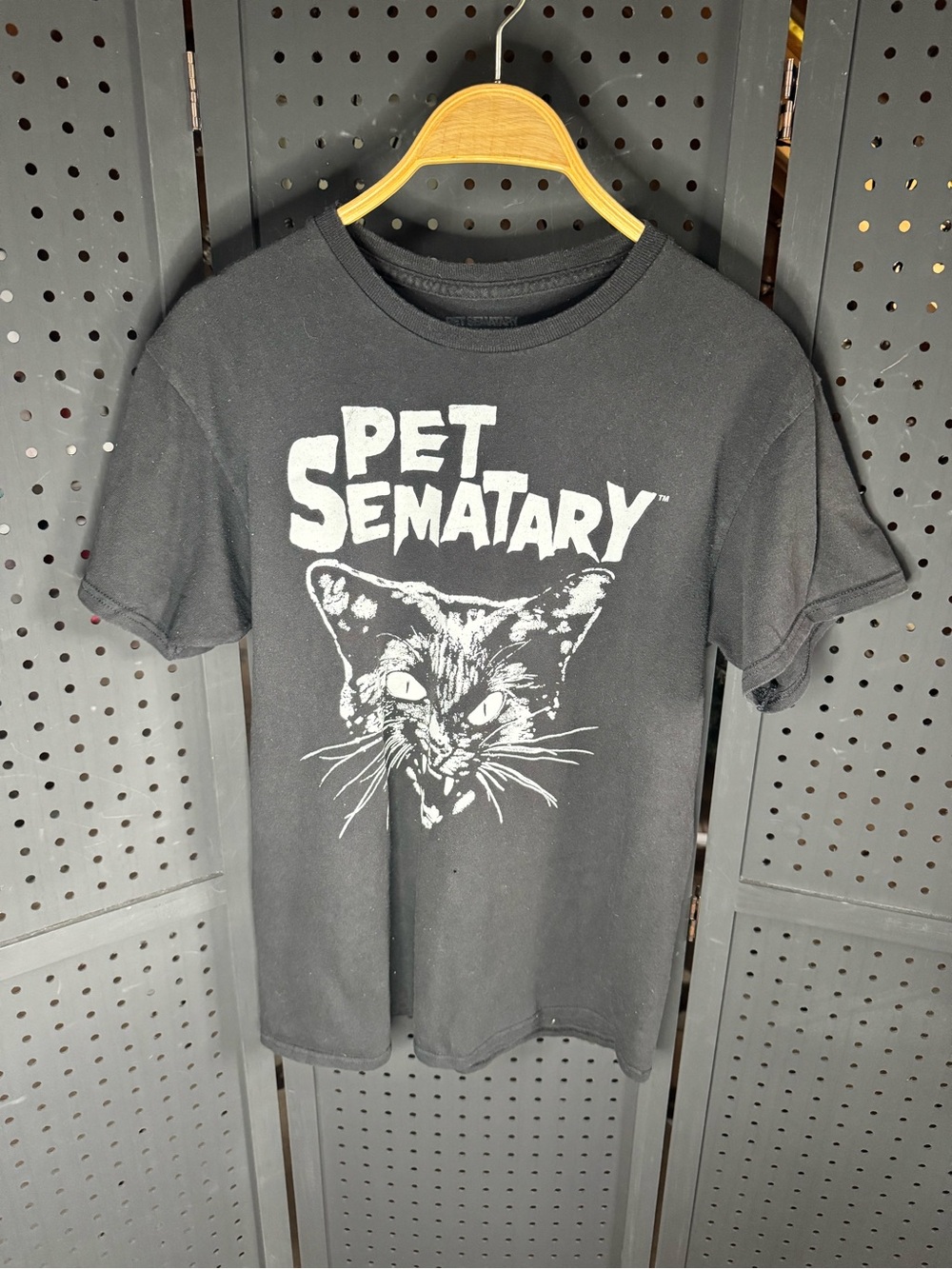 Black 'Pet Sematary' Graphic Tee
